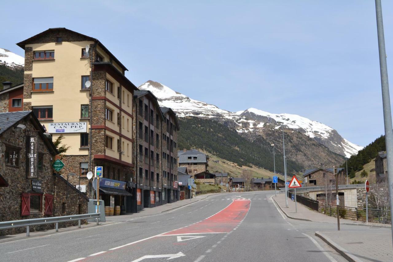 Apartaments Riu D'Incles Exteriör bild